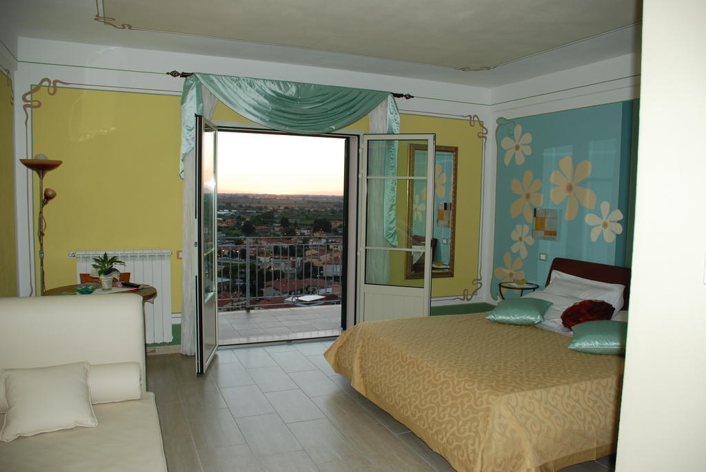 La Chandelle Massarosa Quarto foto